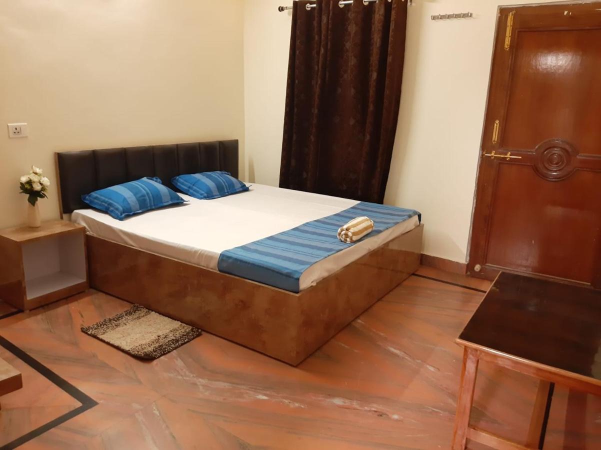 Ayodhya Paarijaat Homestay & Guesthouse מראה חיצוני תמונה